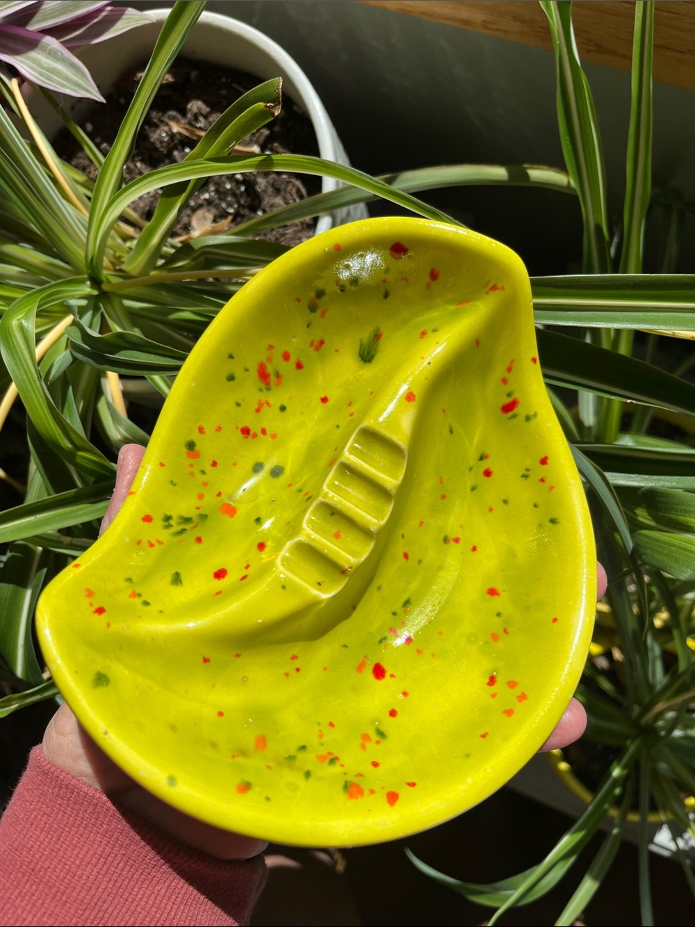 Vtg Lime Green Splatterware Confetti Curved Ceramic 70s Ashtray MCM Tobacciana